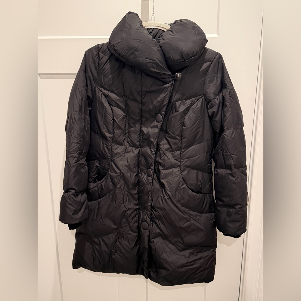 Larry Levine Women's black Puffer Jacket size L